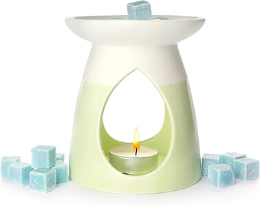 Rapeseed wax candle