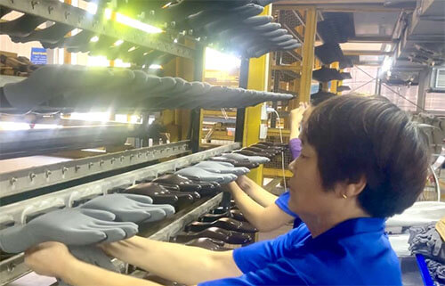 China PPE factory5