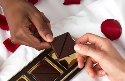 Tabs Valentine's Day promotion
